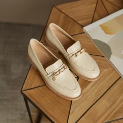 Leather Gold Buckle Round Toe Flats Loafer Spring Shoes -Ladies Fashion Shoes f125 1 3 1.jpg.mst