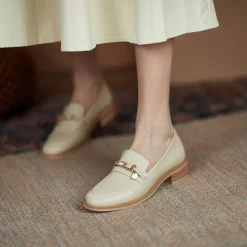 Leather Gold Buckle Round Toe Flats Loafer Spring Shoes -Ladies Fashion Shoes f125 1 6 1 1.jpg.mst